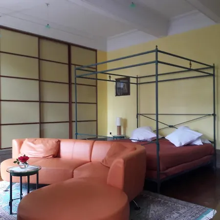 Espace Rive Droite Bed & Breakfast *